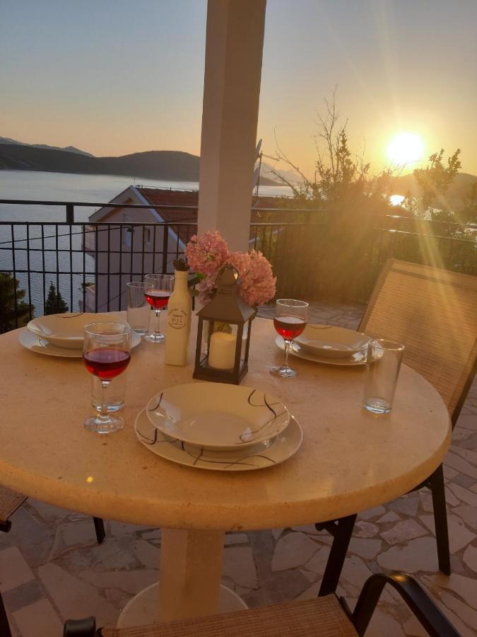 Apartmani Panorama 32 Неум Экстерьер фото